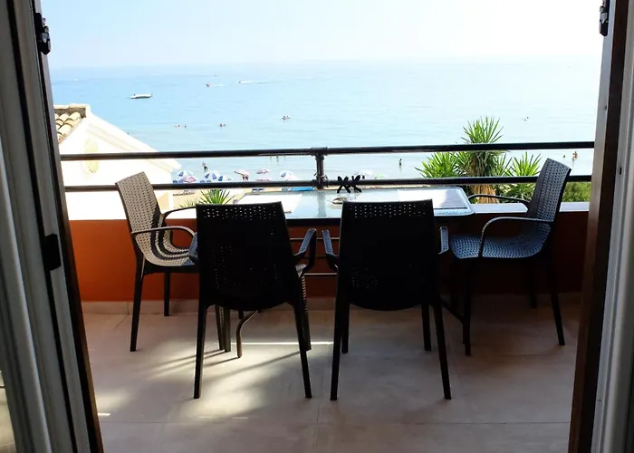 Etoile Glyfada 72