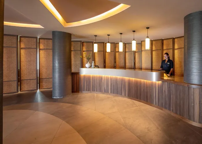 Sentido Apollo Palace